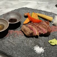 銀座 鉄板焼 向日葵 - 焼き有機野菜と黒毛和牛サーロインステーキ