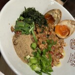 やんやん 焼き小籠包専門店 - まぜめん