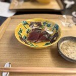 赤坂 菊乃井 - 向付 鰹たたき 新玉葱 かいわれ大根 ポン酢ジュレ