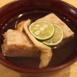 Umazake Kamunabi - 小海老のつくねと早松の蒸し煮