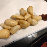 炭火やきとり おざき - ニンニク揚げ