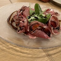 MAKIBI - 苺を生ハムで