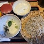 石臼挽き十割蕎麦 八 - 