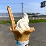 ミニストップ - 料理写真:北海道ミルクソフト