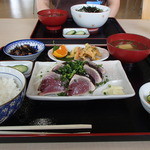 カツオのタタキ定食