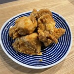 西邑かしわ専門店 - 骨無し唐揚げ100g210円