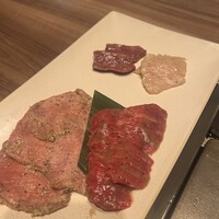 焼肉うしごろ 新宿三丁目店 - 