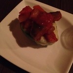 Wine Bar Ke Qoo - アボカドのチーズ焼き