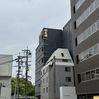 城見櫓 - 電車通りからの外観