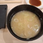 すしざんまい匠 - アラのお味噌汁です。