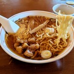 清吉そばや - 中華＋ころも（天かす）は無料