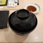 すしざんまい匠 - アラのお味噌汁の入ったお碗です。