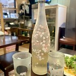 かめのお - 桜もよう