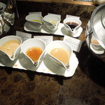 オールデイダイニング　ラジョウ - ドレッシングも豊富