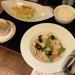 老香港菜館 - ■ツイン中華ディナー ￥1.680
八宝菜、海老チリソース