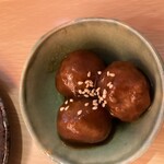 たこ焼き亭 蛸心 - お通しミートボール