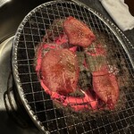 焼肉 すっきゃねん - タン