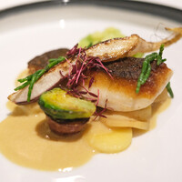 ロドラント ミノルナキジン - ランチコース 5445円 の千葉 銚子 のカンビラメのポワレ