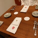 新門前 米村 - テーブル席