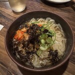 焼肉 有牛 - 冷麺ハーフ、器小さいけど意外にボリュームあり