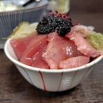 灼味噌らーめん 八堂八 - GW限定飯 生本マグロと松川ガレイの紅白飯 850円、15食限定になります