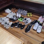 金長 - 靴でいっぱいの小上がり座敷