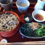 東風 - 割子2枚（二八）