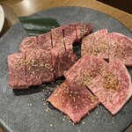 黒毛和牛焼肉 七甲山 - 