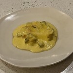 NALA - 前菜②キヌ貝、白バイ貝、天然ウドの薪焼き オランデーズソース