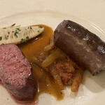 NALA - 犀川産猪ロース、自家製猪ソーセージの薪焼き　ふきのトマト煮込み、タケノコ添え