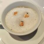 アンフィートリヨン - 