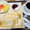 カフェ ド クリエ 博多大博通店
