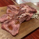 肉三昧 石川竜乃介 - 