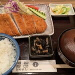 とんかつ　ひらよし - 