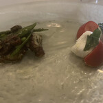 トラットリア アッペティート - 蛸とスナップエンドウのマリネ、モッツァレラとフルーツトマト