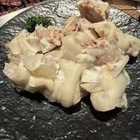 焼肉ダイニング MEGUMI 本店 - 豚足