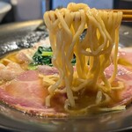 Ramen Break Beats - 柳瀬家 特上豚骨醤油らぁ麺
