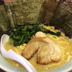 横浜家系ラーメン 魂心家 あざみ野店