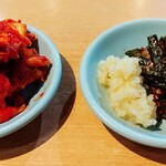 天下第一 - セルフサービスのキムチ＆ニラキムチ＆ニンニク