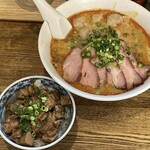 支那ソバ おさだ - 