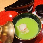 かねと - 白魚しんじょう　えんどう豆すり流し