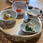 おばんざい・炙り焼き・酒 菜な 横浜スカイビル店 - 前菜セット