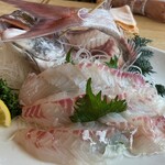 まるは食堂旅館 - 