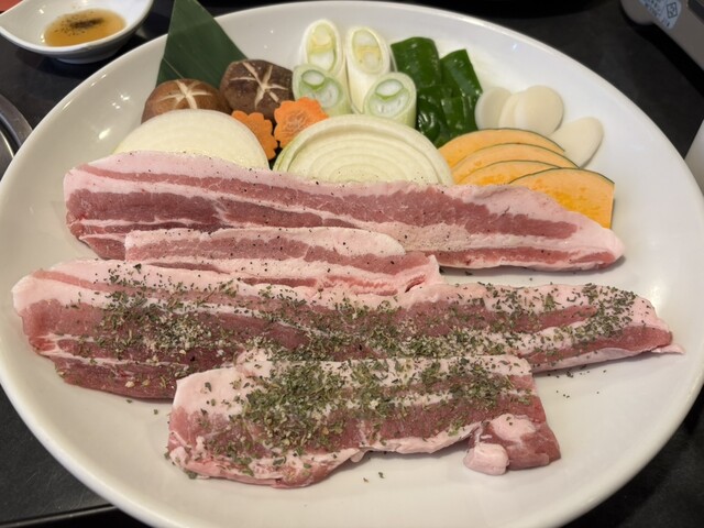 韓国市場　炭火焼肉　悠々館 - 小中野（韓国料理）の写真