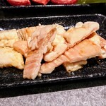 焼肉食べ放題 宝亭 - シマチョウ