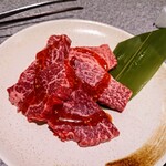 焼肉食べ放題 宝亭 - 突き出し肉(・∀・)    これだけでも かなり美味い(๑>؂<๑)