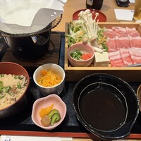 しゃぶしゃぶ 紺  東町本店 - 