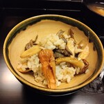 よし町 - 天然茸混ぜご飯（マイタケ、ヤマドリタケ、マスタケ、サクラシメジ）