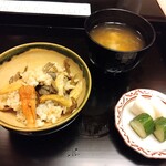 よし町 - お食事（天然茸混ぜご飯、味噌汁、香の物）