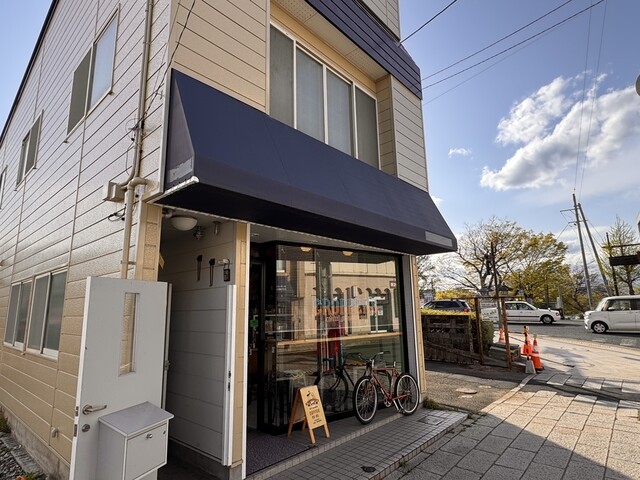 クロッパーズ（CROPPER&rsquo;S）盛岡カフェ &ndash; 落ち着く空間でコーヒーと軽食を楽しむ